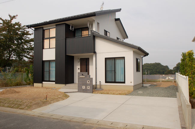 太陽光とデザイン性を重視した快適な住宅・長期優良住宅 太陽光とデザイン性を重視した快適な住宅・長期優良住宅