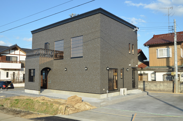 洋館の佇まい 見せる収納などこだわりの内観の家 洋館の佇まい 見せる収納などこだわりの内観の家