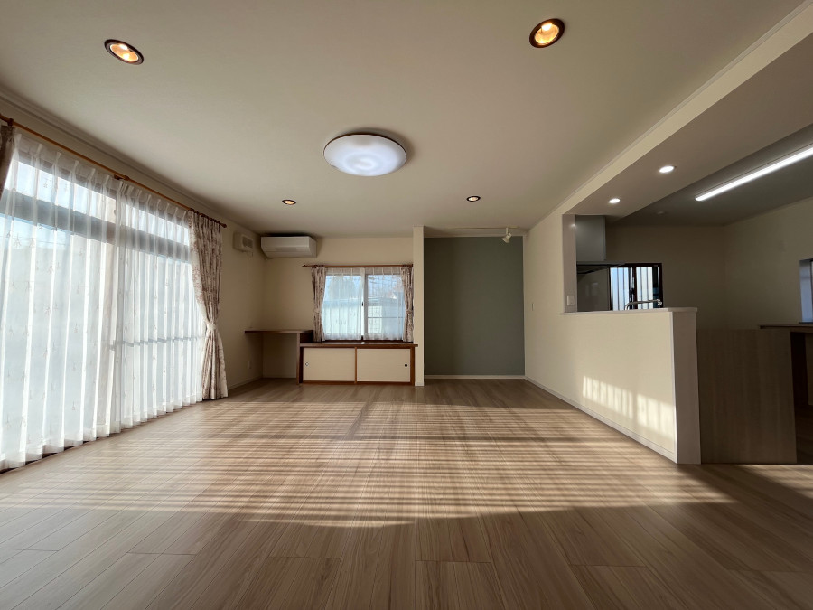 間取りを変更して使いやすくフルリフォームした快適な住宅